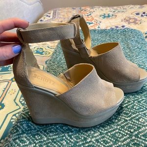 Schutz light tan/grey suede wedges